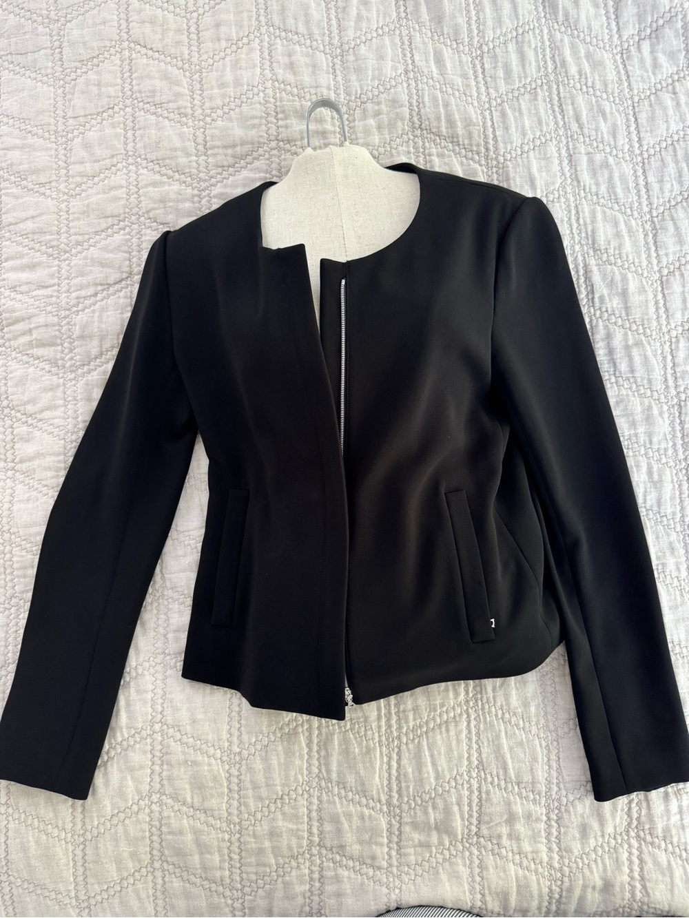 Theory Black Women's Collarless Zip Blazer Jacket size 2
